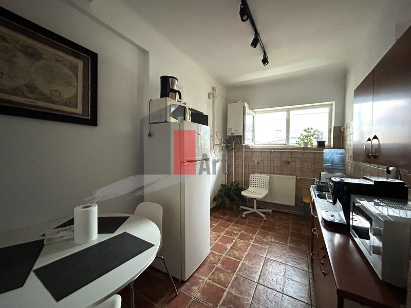 Barbu Delavrancea, Kiseleff, apartament in vila cu curte si parcare.